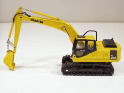 Komatsu PC200-7 Excavator - 1/43 - Goodswave - MIB Komatsu PC200-7 Excavator - 1/43 - Goodswave - MIB